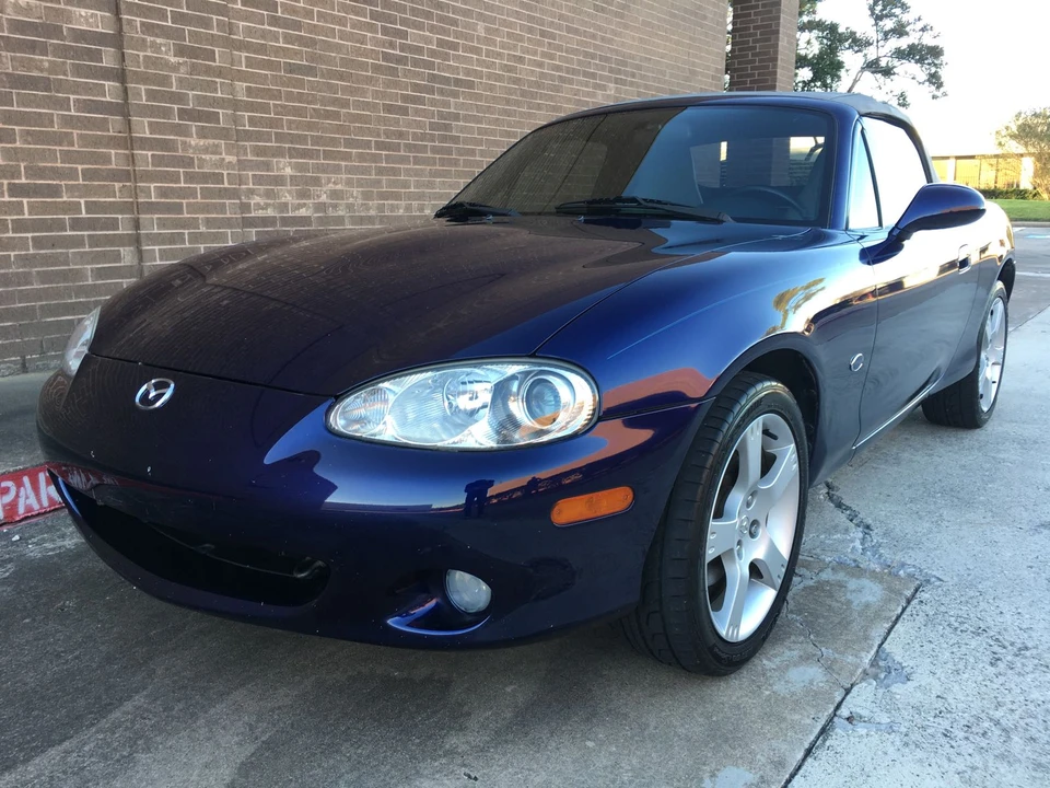 2003 Mazda NB MX-5 Miata - Image 4 of 31