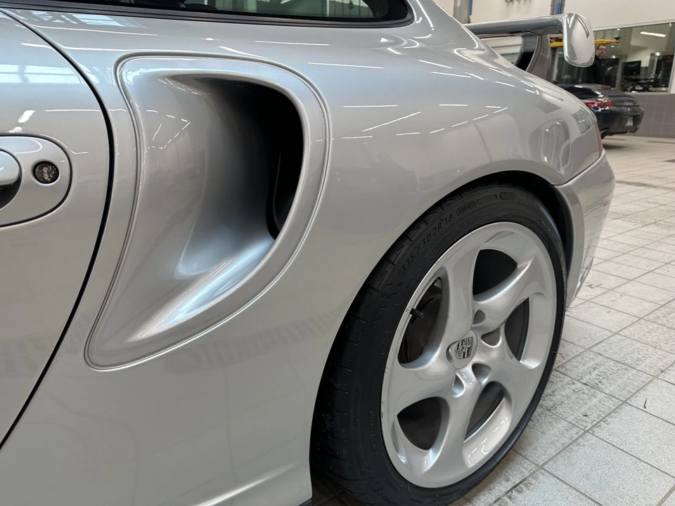 2003 Porsche 996 GT2 - Image 29 of 31