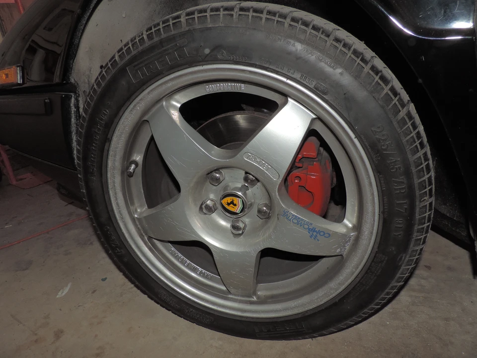 1981 Ferrari Mondial 8 - Image 16 of 31