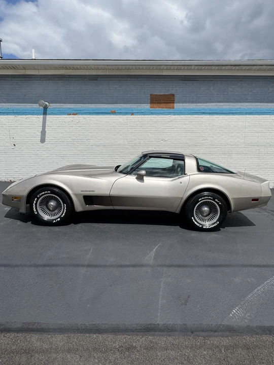 1982 Chevrolet Corvette C3 - Image 12 of 31