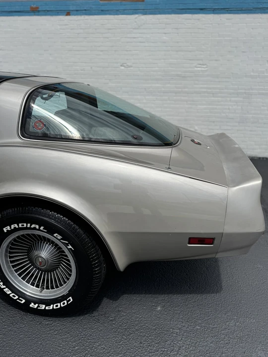1982 Chevrolet Corvette C3 - Image 22 of 31