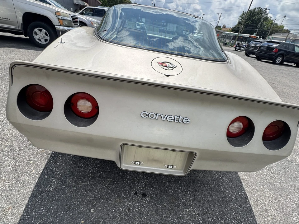 1982 Chevrolet Corvette C3 - Image 20 of 31