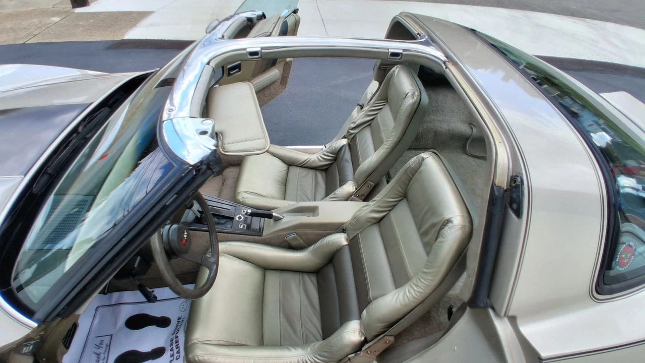 1982 Chevrolet Corvette C3 - Image 29 of 31