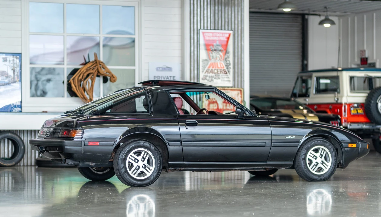 1985 Mazda RX-7 SA & FB - Image 29 of 31