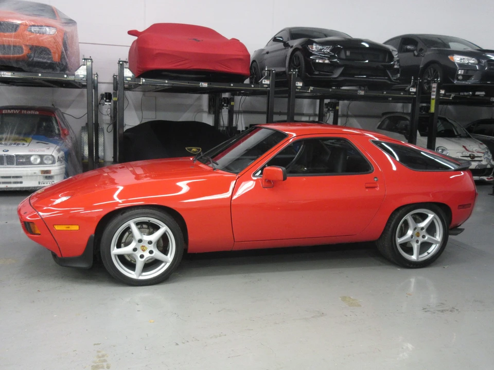 1985 Porsche 928 S - Image 3 of 31