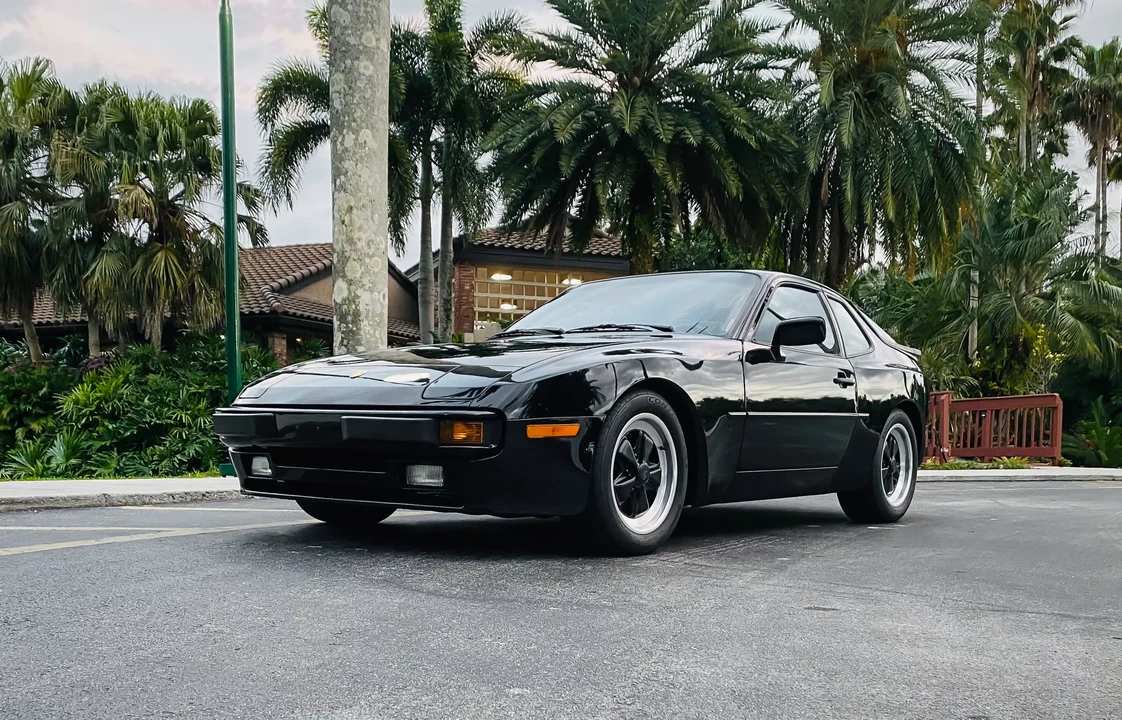 1985 Porsche 944 - Image 3 of 6