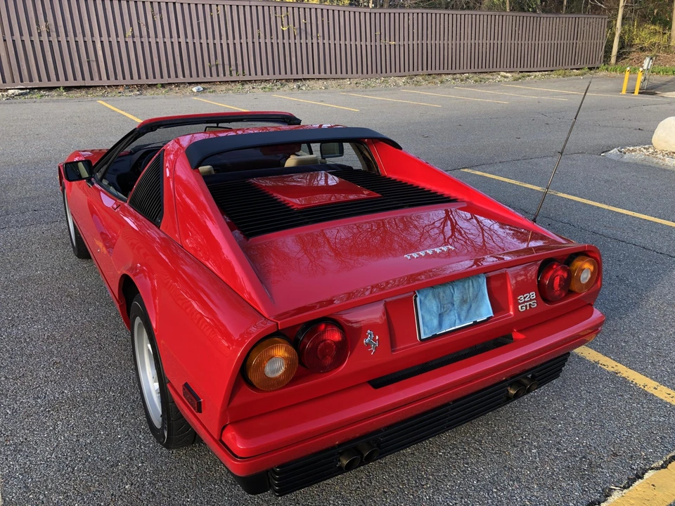 1986 Ferrari 328 GTS - Image 24 of 31