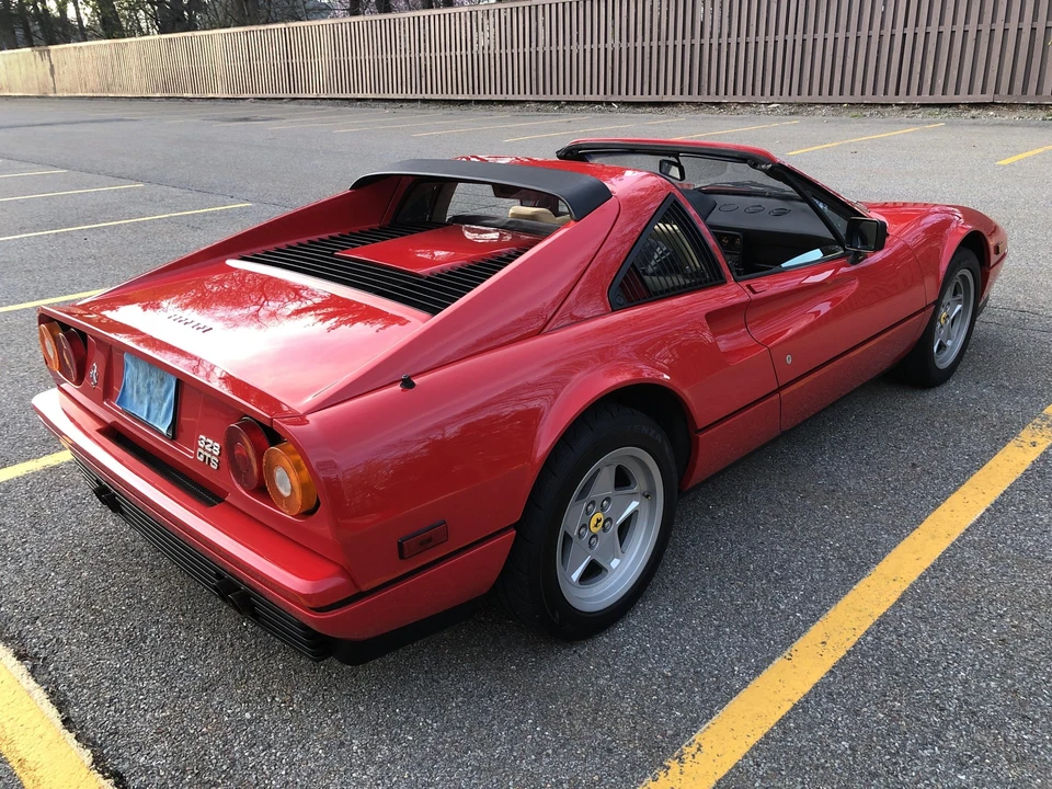 1986 Ferrari 328 GTS - Image 20 of 31