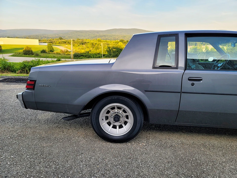1987 Buick Regal - Image 23 of 31