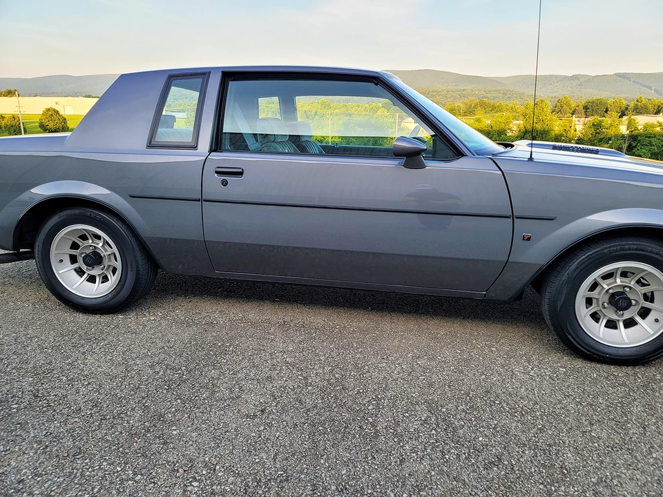 1987 Buick Regal - Image 28 of 31