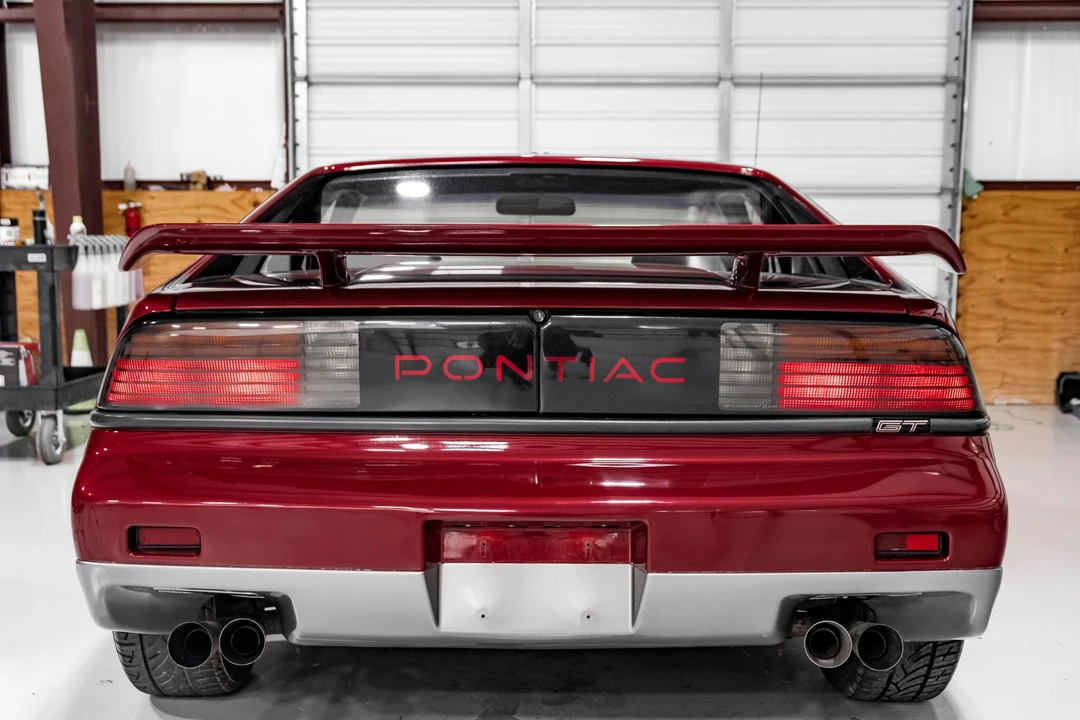 1987 Pontiac Fiero GT - Image 9 of 31