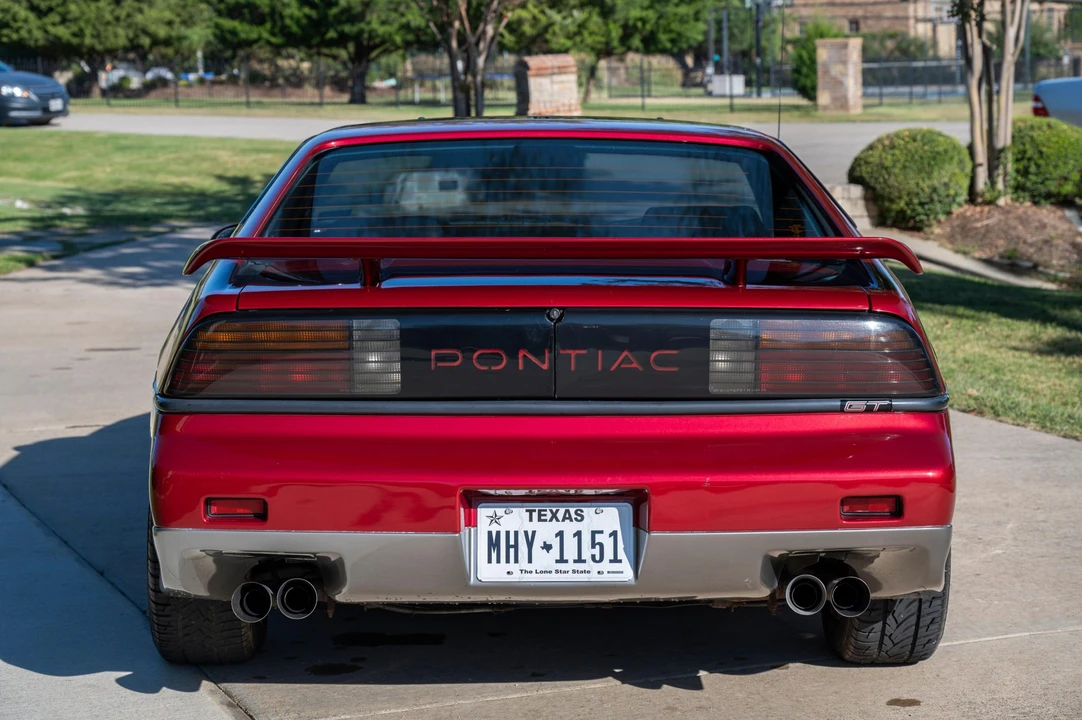 1987 Pontiac Fiero GT - Image 20 of 31
