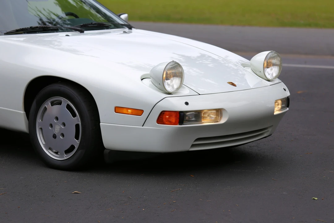 1987 Porsche 928 S4 - Image 11 of 31