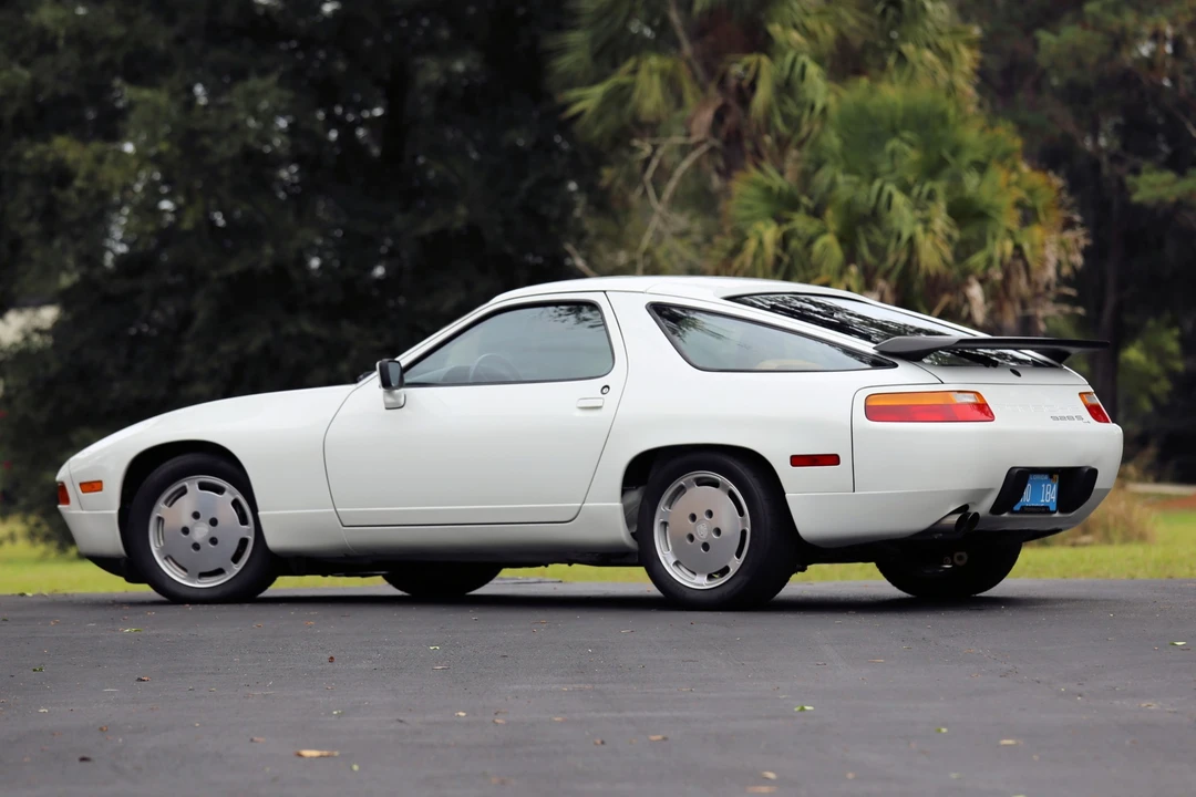 1987 Porsche 928 S4 - Image 3 of 31