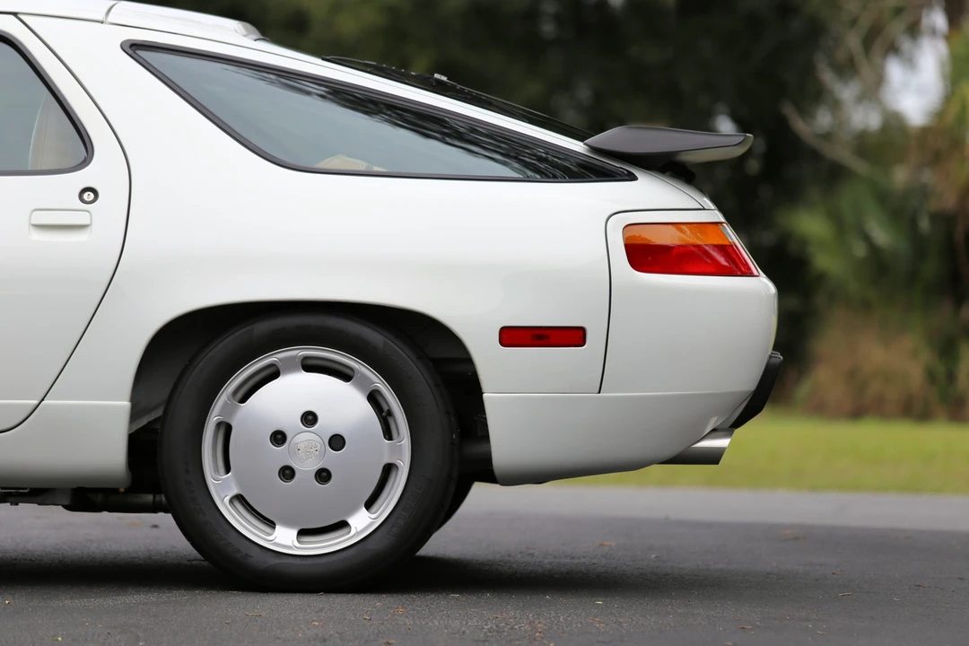 1987 Porsche 928 S4 - Image 20 of 31