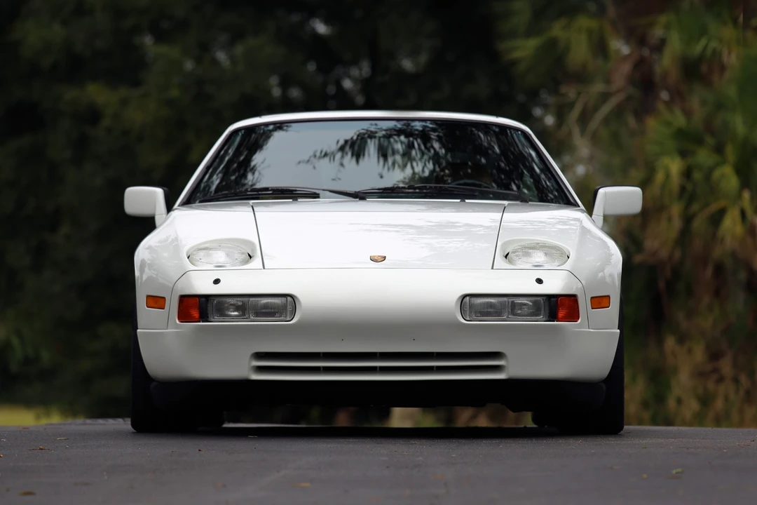 1987 Porsche 928 S4 - Image 10 of 31