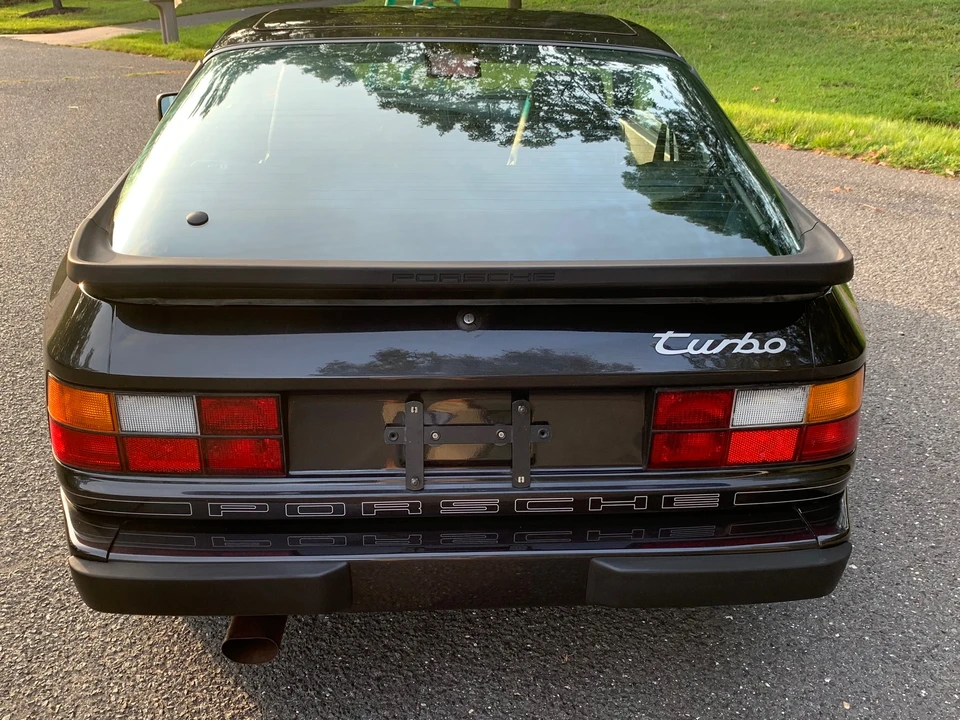 1988 Porsche 944 Turbo - Image 12 of 31