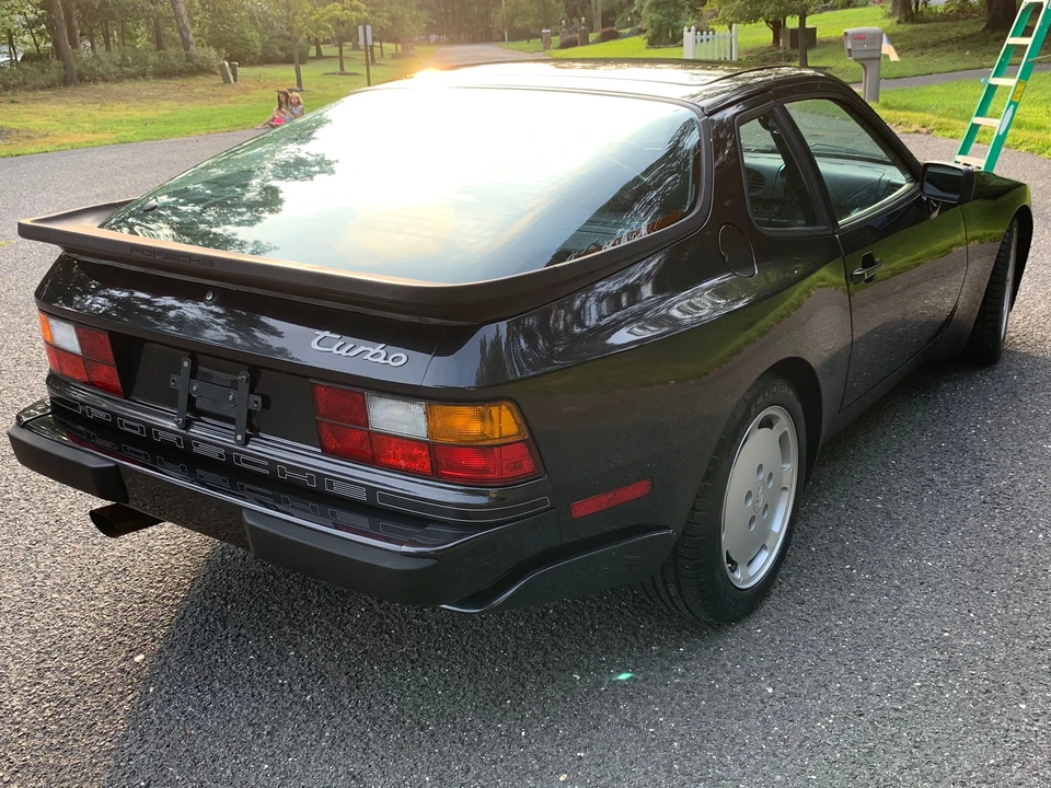 1988 Porsche 944 Turbo - Image 15 of 31