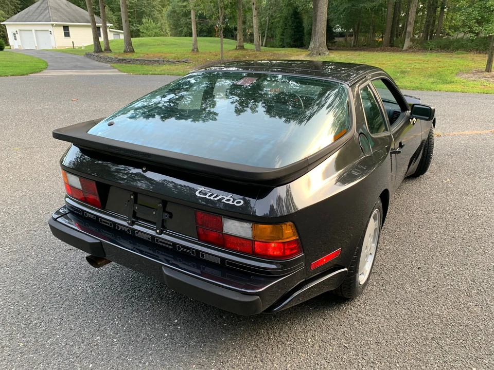 1988 Porsche 944 Turbo - Image 14 of 31