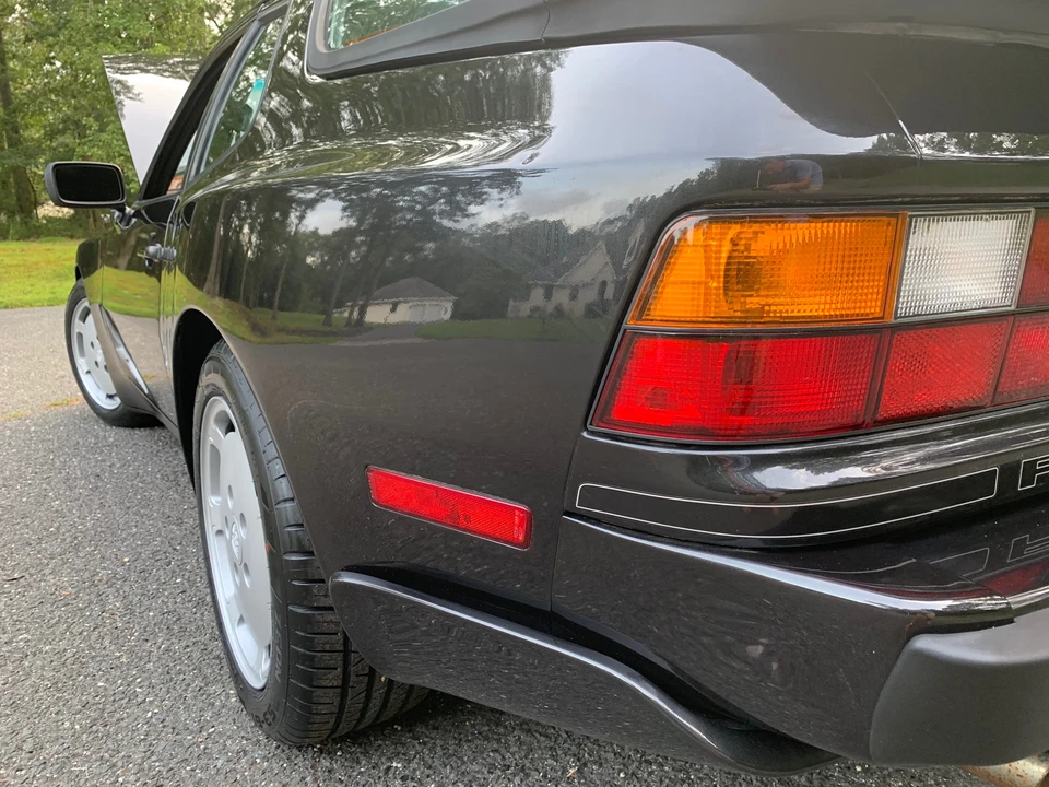 1988 Porsche 944 Turbo - Image 29 of 31