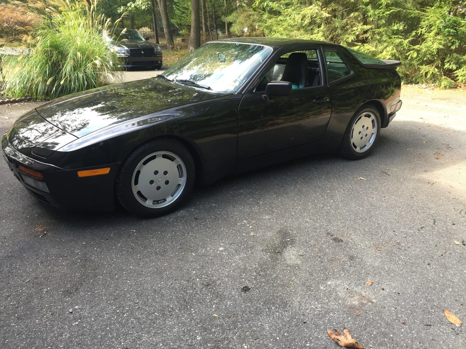 1988 Porsche 944 Turbo - Image 3 of 31