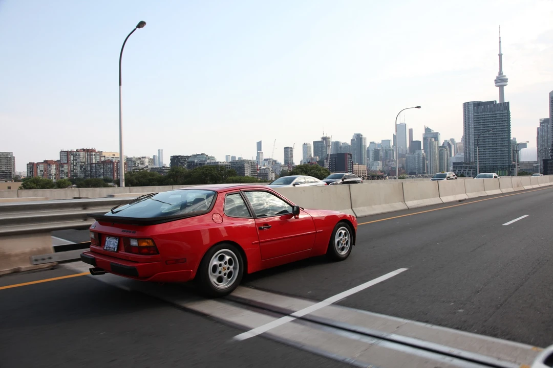 1988 Porsche 944 S - Image 14 of 31