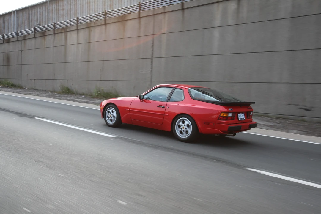 1988 Porsche 944 S - Image 15 of 31