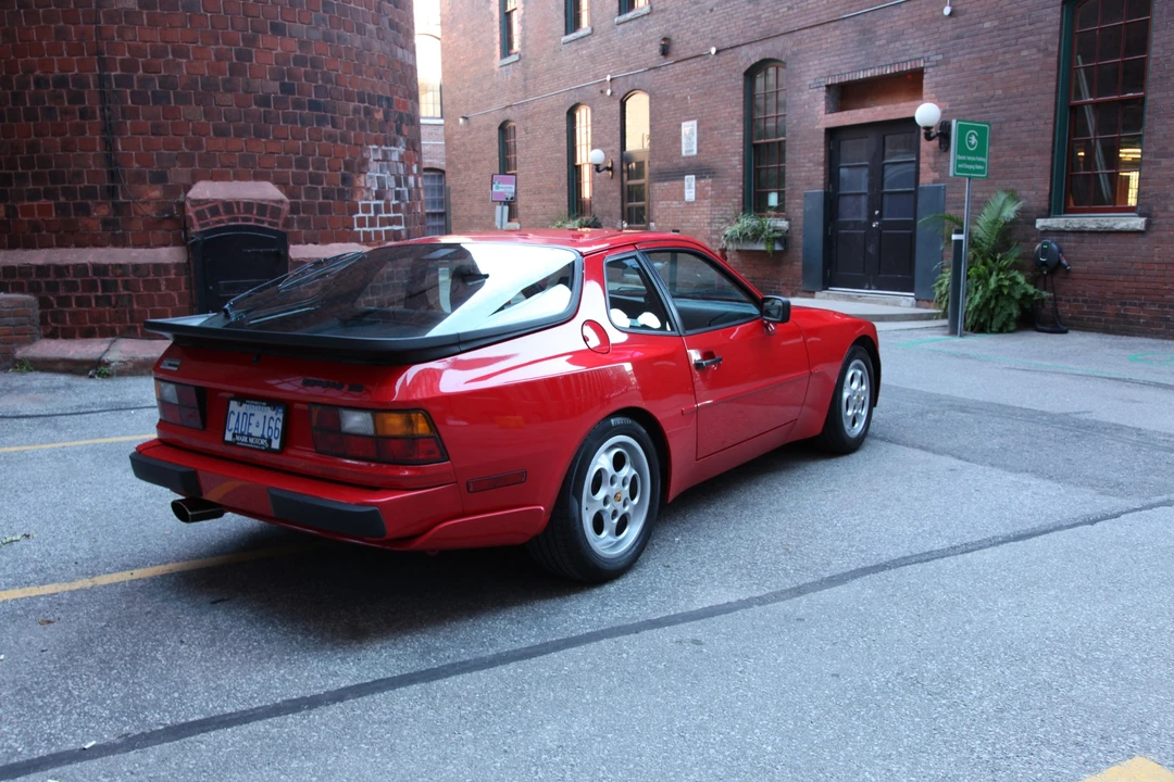 1988 Porsche 944 S - Image 16 of 31