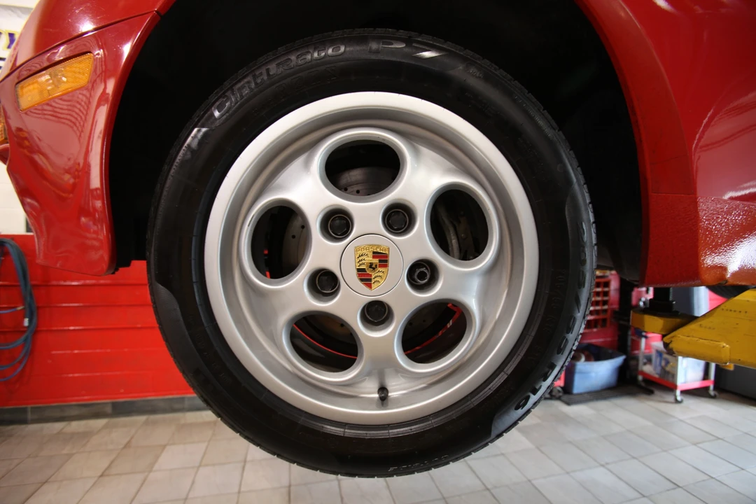 1988 Porsche 944 S - Image 25 of 31