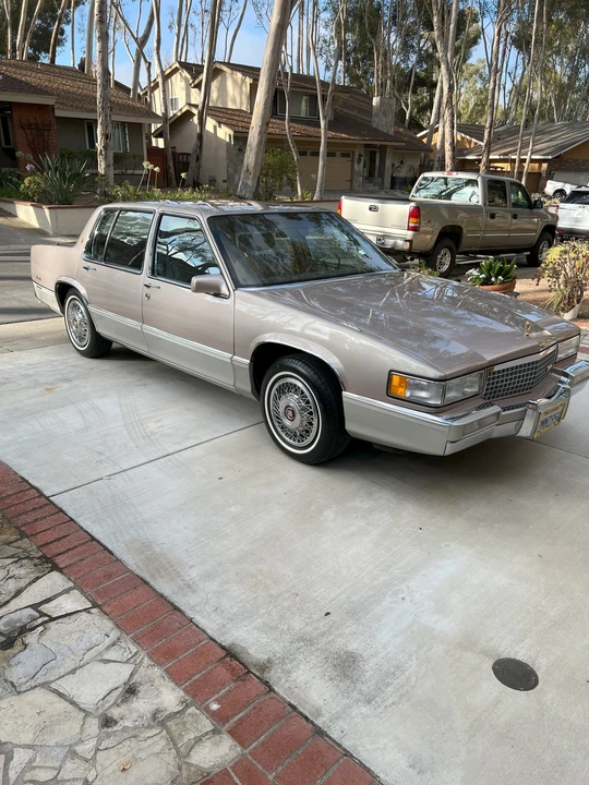 1989 Cadillac DeVille 5th Gen - Image 6 of 31