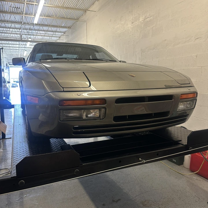 1989 Porsche 944 Turbo - Image 8 of 31