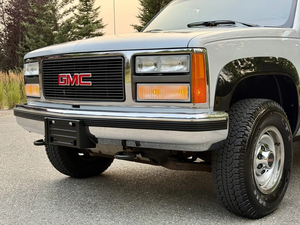 1990 GMC Sierra 1st Gen - Image 18 of 31