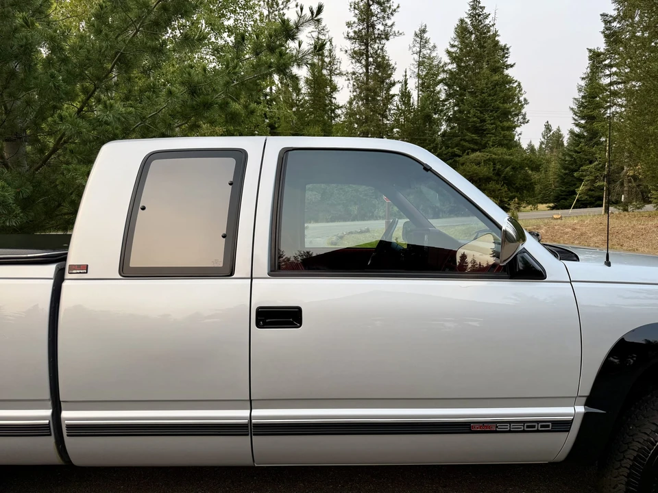 1990 GMC Sierra 1st Gen - Image 30 of 31