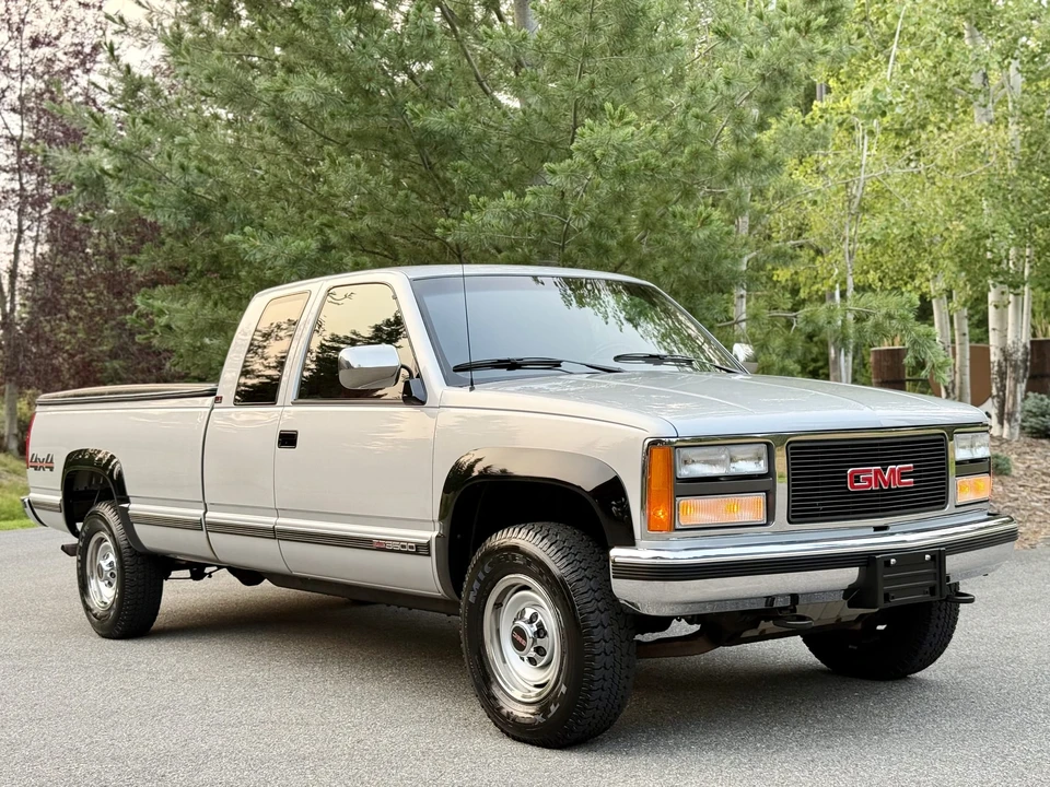 1990 GMC Sierra 1st Gen - Image 14 of 31