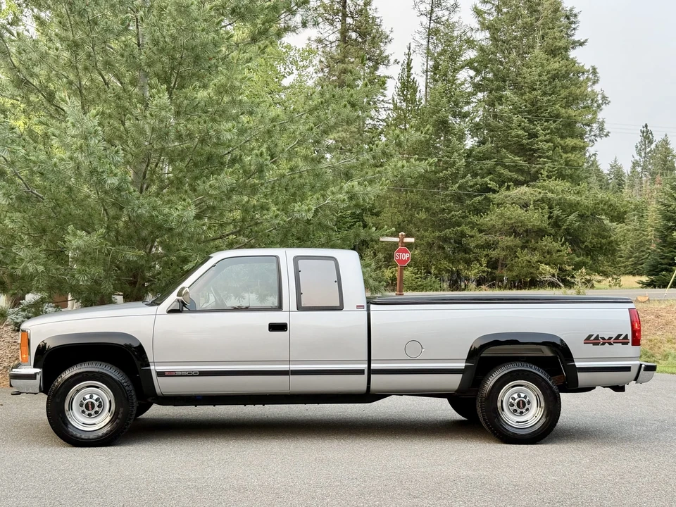 1990 GMC Sierra 1st Gen - Image 4 of 31