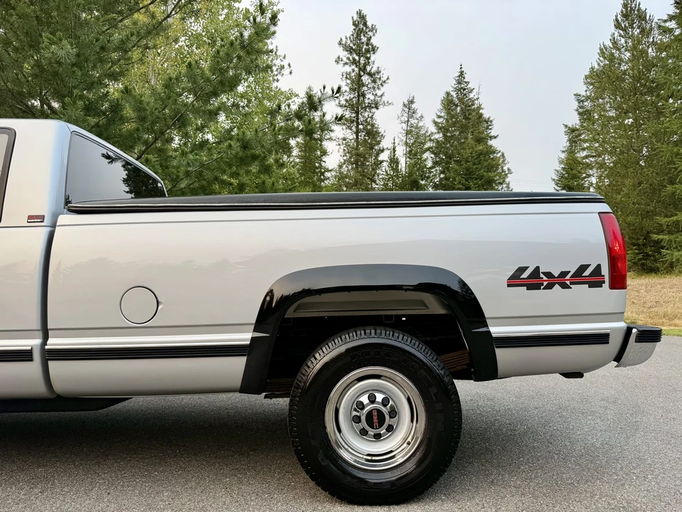 1990 GMC Sierra 1st Gen - Image 24 of 31