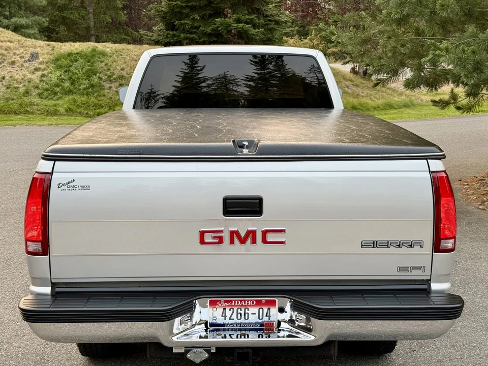 1990 GMC Sierra 1st Gen - Image 9 of 31