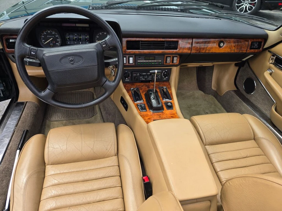 1990 Jaguar XJS Convertible - Image 22 of 31