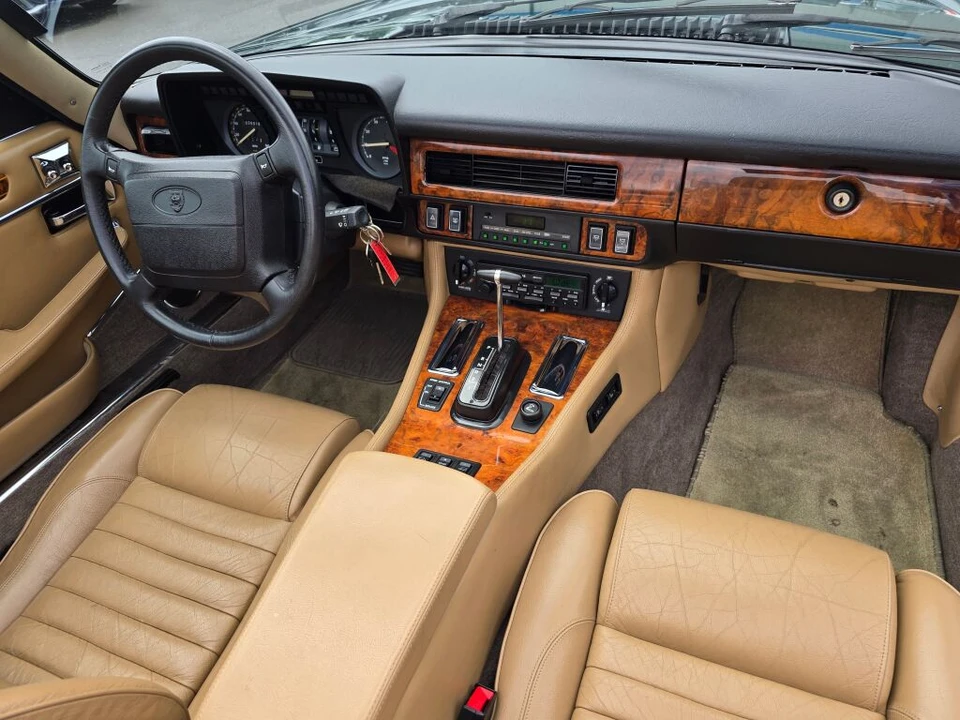 1990 Jaguar XJS Convertible - Image 19 of 31