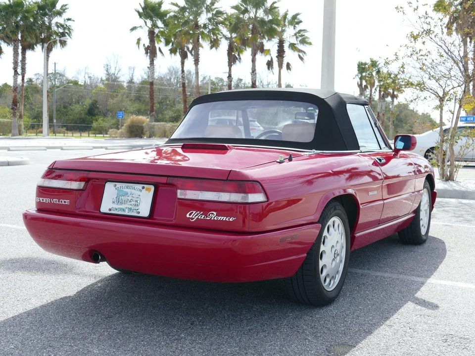 1991 Alfa Romeo Series 4 - Image 28 of 31