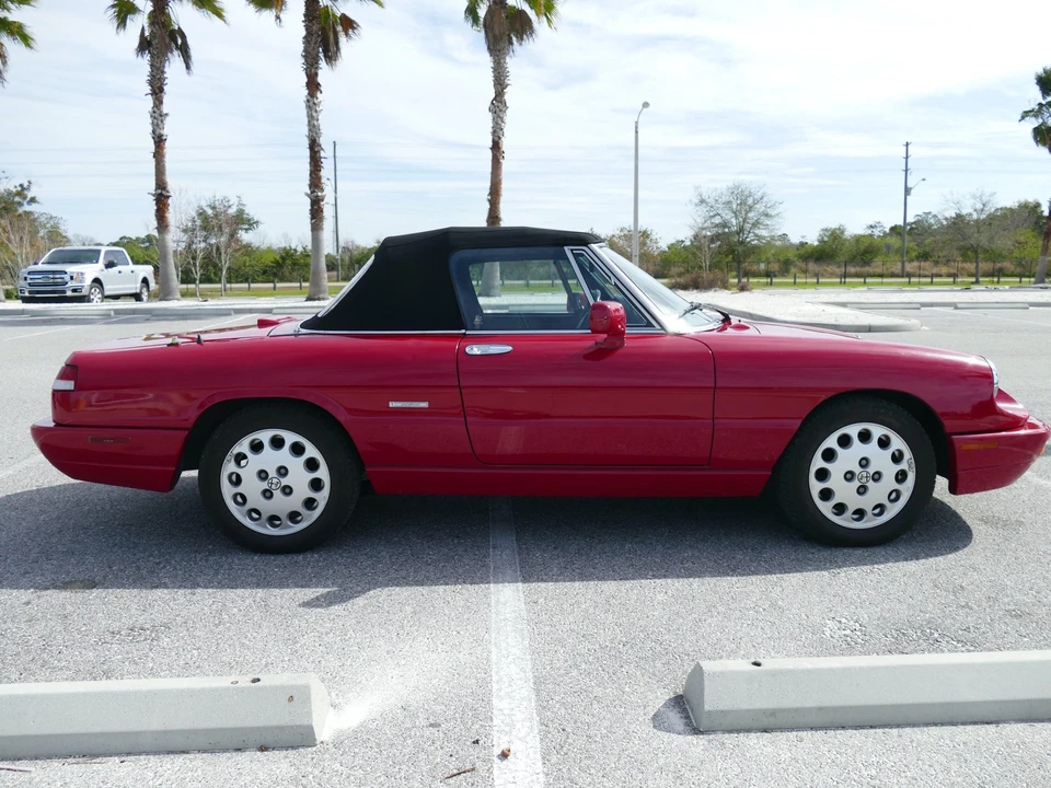1991 Alfa Romeo Series 4 - Image 30 of 31