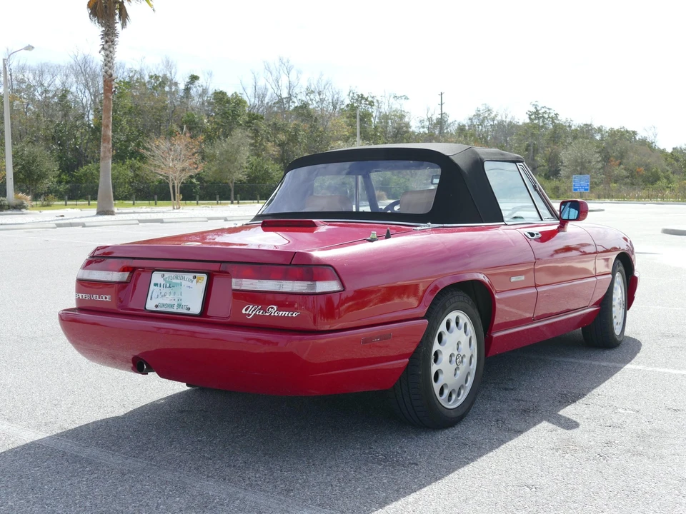 1991 Alfa Romeo Series 4 - Image 27 of 31