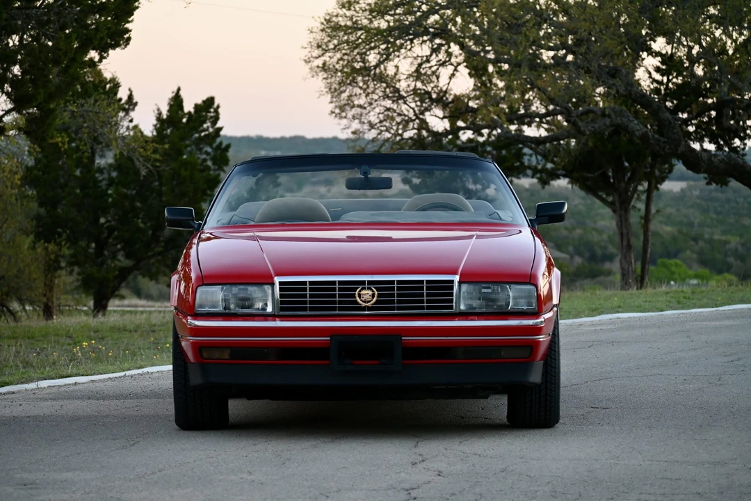 1991 Cadillac Allante - Image 6 of 31