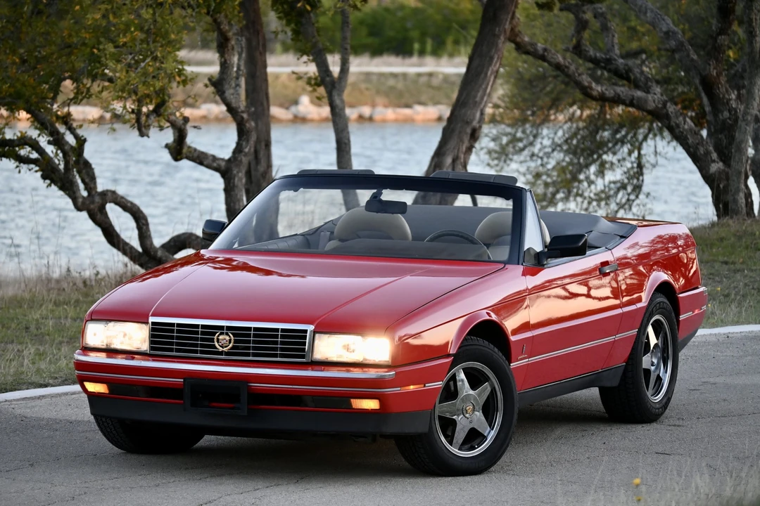 1991 Cadillac Allante - Image 4 of 31