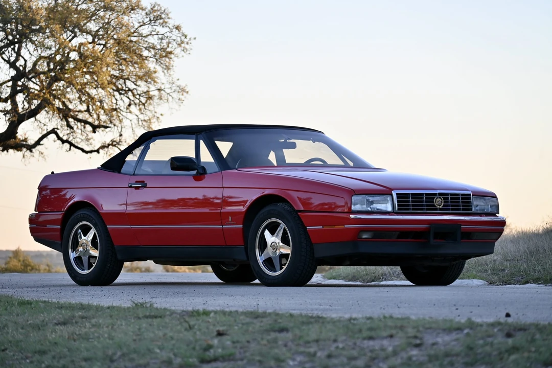 1991 Cadillac Allante - Image 31 of 31