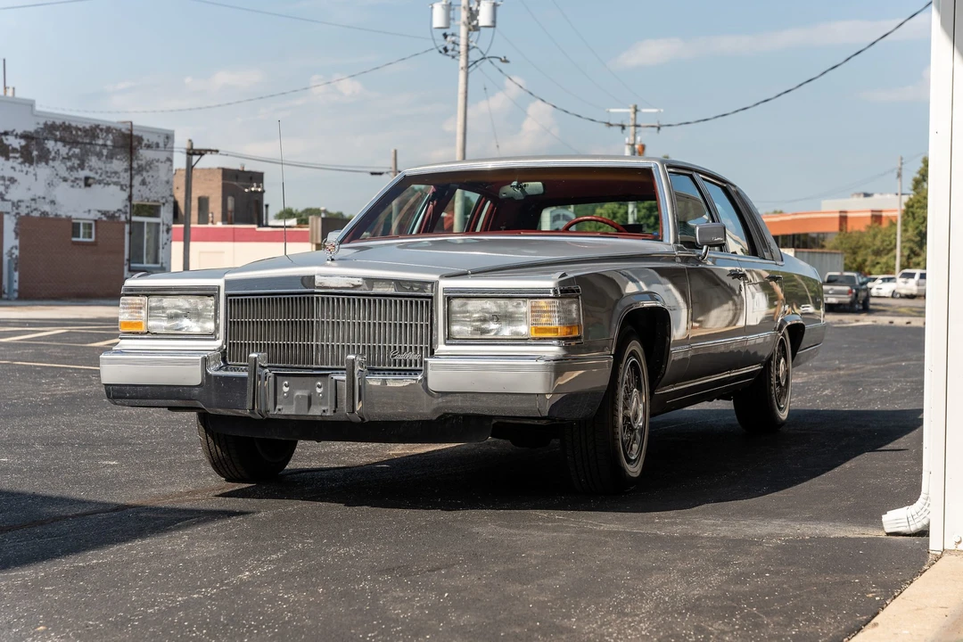 1991 Cadillac Brougham - Image 31 of 31
