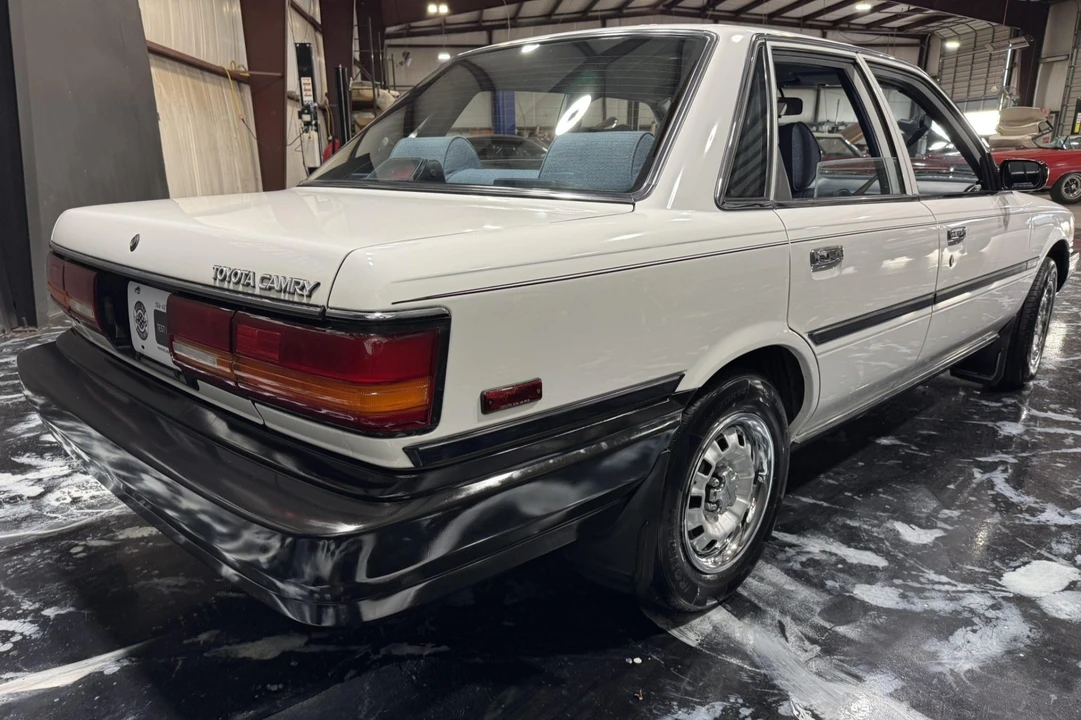 1991 Toyota Camry 2nd Gen - Image 2 of 8
