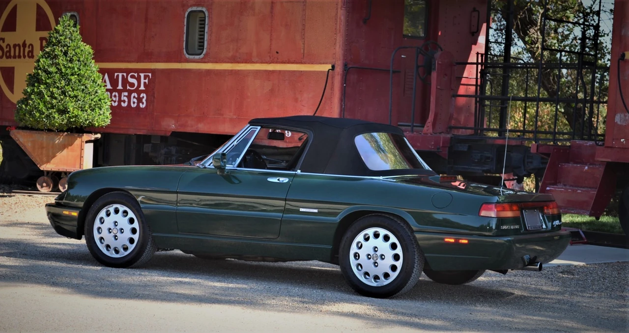 1992 Alfa Romeo Series 4 - Image 11 of 31