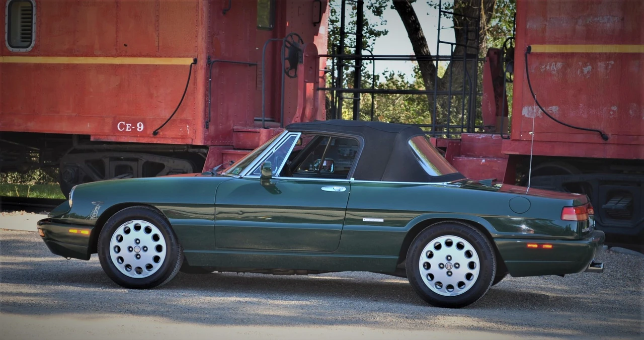 1992 Alfa Romeo Series 4 - Image 8 of 31