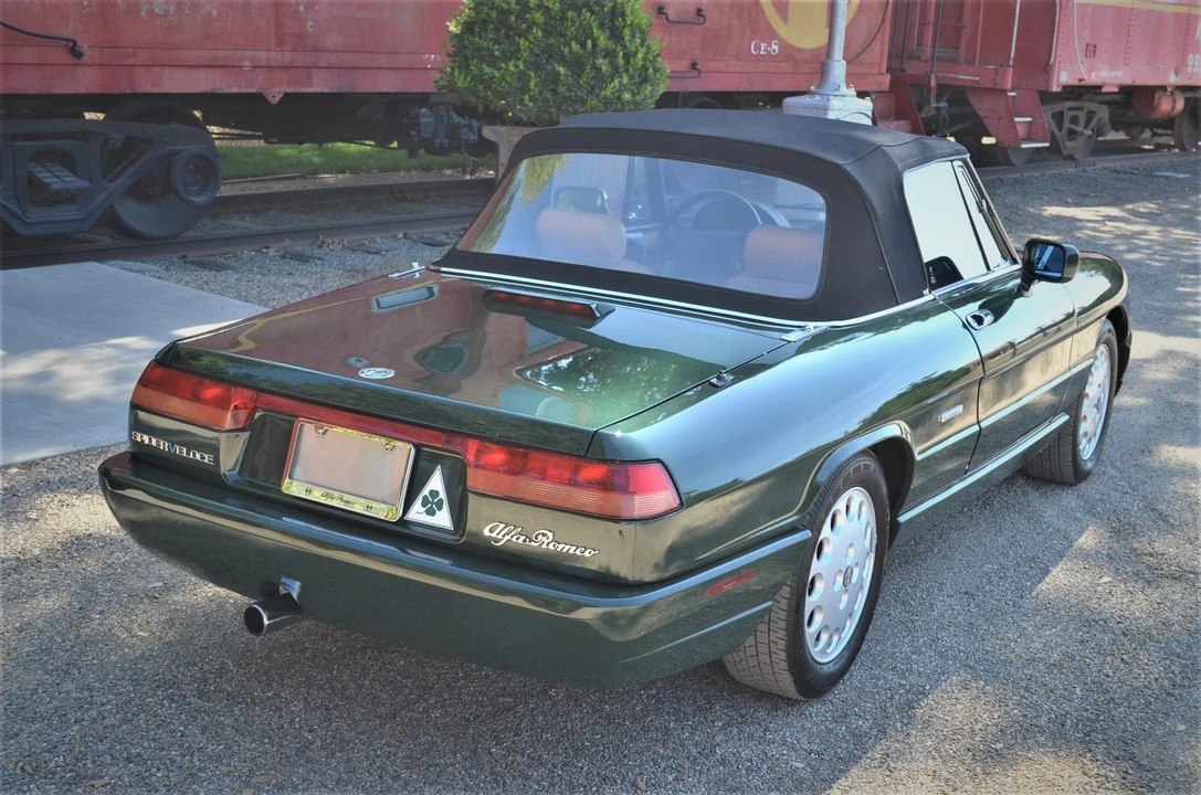 1992 Alfa Romeo Series 4 - Image 16 of 31